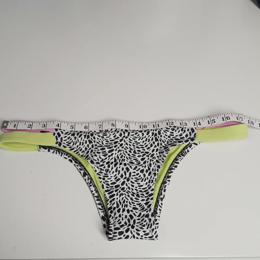 SHADE & SHORE Vacay Pink Yellow Animal Print 2PC Bikini 36D & Large  NWT